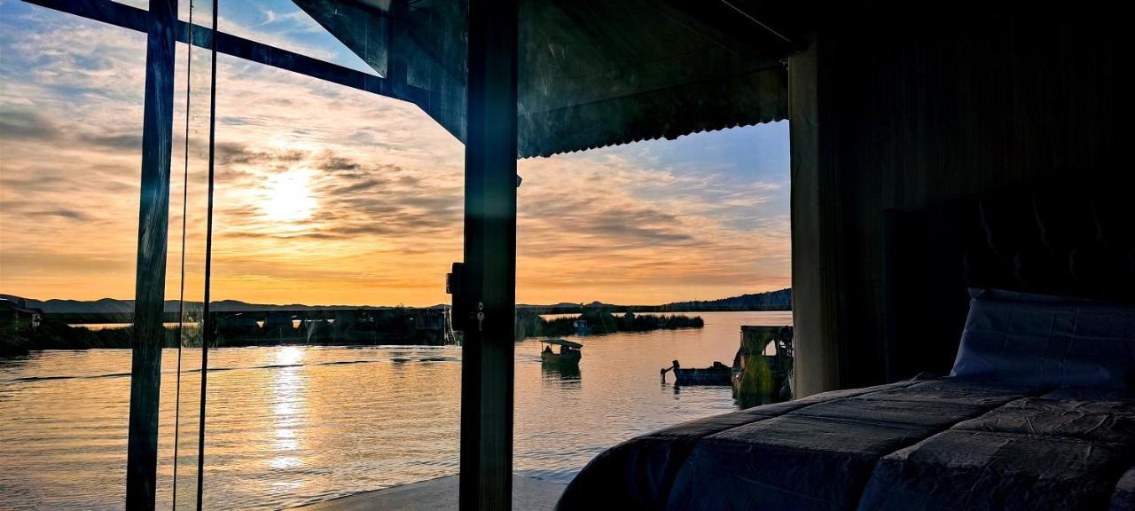 Titicaca Habitacion Panoramica Vista Al Amanecer Villa Puno Luaran gambar